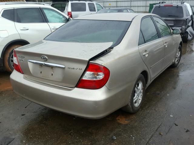 4T1BE32K02U543995 - 2002 TOYOTA CAMRY LE GOLD photo 4