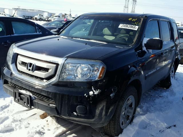 5FNYF4H23BB040091 - 2011 HONDA PILOT LX BLACK photo 2