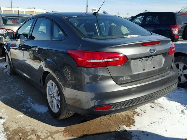 1FADP3F22HL300047 - 2017 FORD FOCUS SE GRAY photo 3