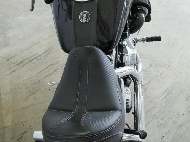 1HD1GV414BC331308 - 2011 HARLEY-DAVIDSON FXDC BLACK photo 5