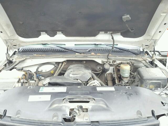 1GBHC24U42Z220327 - 2002 CHEVROLET SILVERADO WHITE photo 7