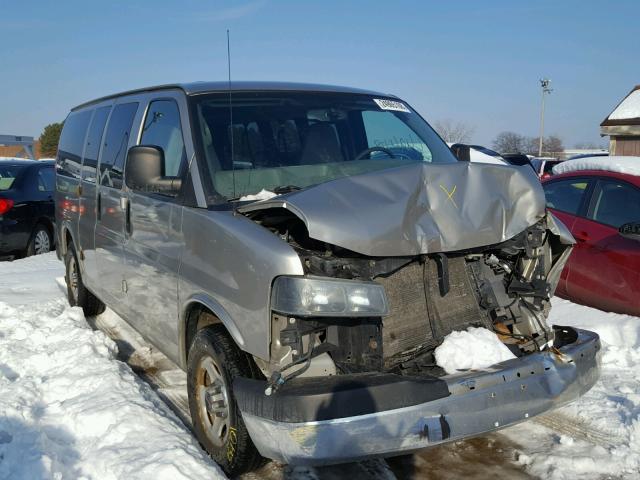 1GKFG15T241111295 - 2004 GMC SAVANA G15 SILVER photo 1