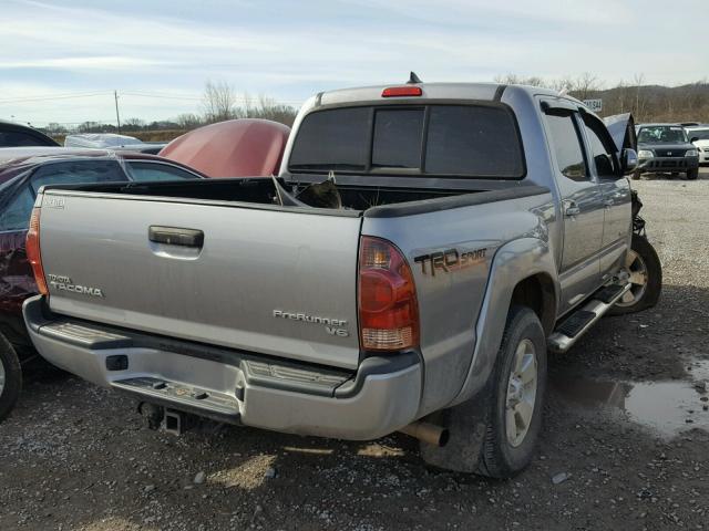 3TMJU4GN5FM180812 - 2015 TOYOTA TACOMA DOU SILVER photo 4