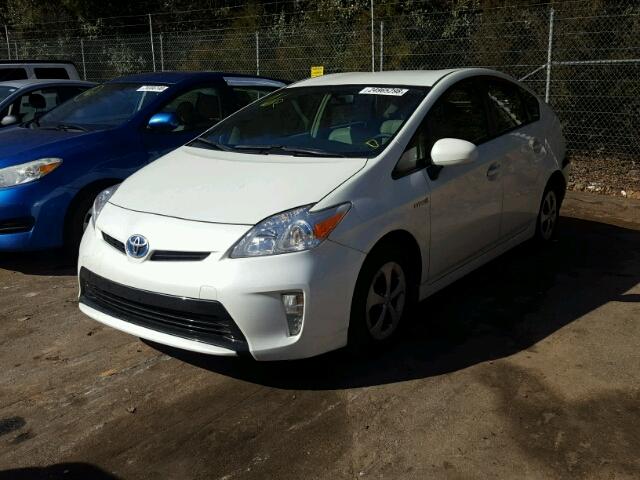 JTDKN3DU9C1589766 - 2012 TOYOTA PRIUS WHITE photo 2