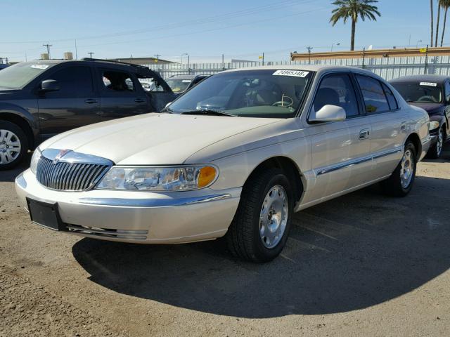 1LNHM97V6YY767616 - 2000 LINCOLN CONTINENTA BEIGE photo 2