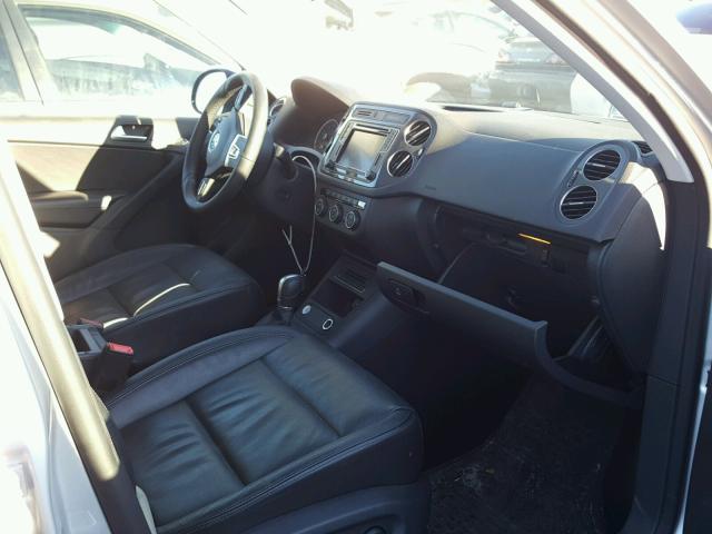 WVGUV7AX4HW506605 - 2017 VOLKSWAGEN TIGUAN SPO 灰色 照片 5