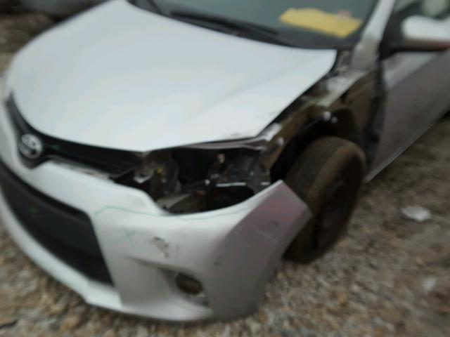 5YFBURHE8FP303205 - 2015 TOYOTA COROLLA L SILVER photo 9