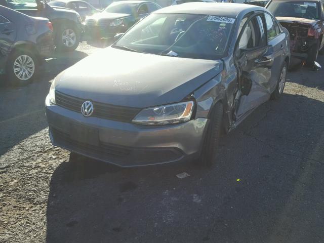 3VWD17AJ0EM298694 - 2014 VOLKSWAGEN JETTA SE GRAY photo 2