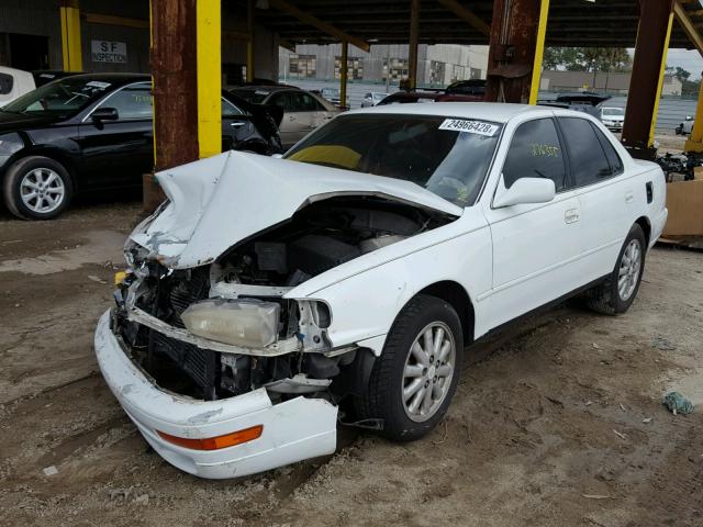 4T1SK12E1RU441185 - 1994 TOYOTA CAMRY LE WHITE photo 2