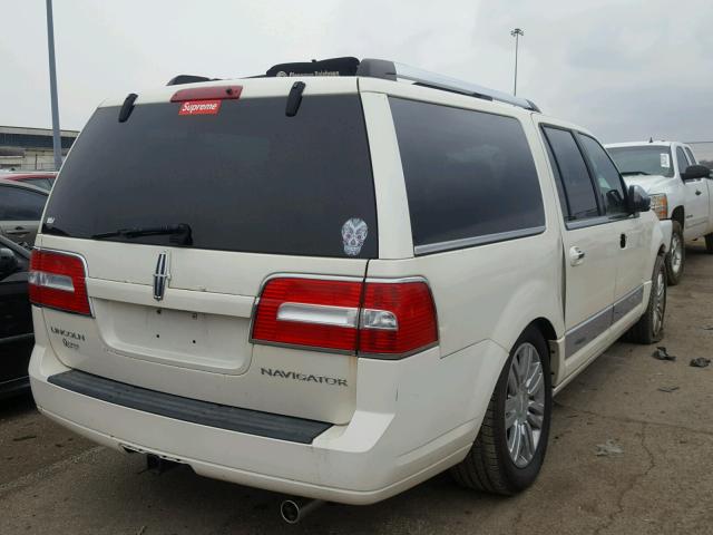 5LMFL28527LJ10790 - 2007 LINCOLN NAVIGATOR WHITE photo 4