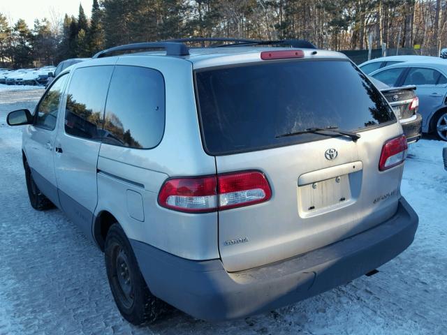 4T3ZF13C01U389589 - 2001 TOYOTA SIENNA LE SILVER photo 3