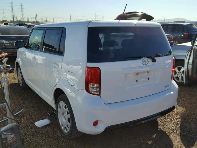 JTLZE4FE6EJ066500 - 2014 TOYOTA SCION XB WHITE photo 3