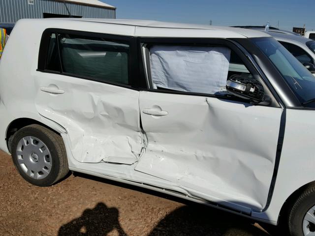 JTLZE4FE6EJ066500 - 2014 TOYOTA SCION XB 白色 照片 9