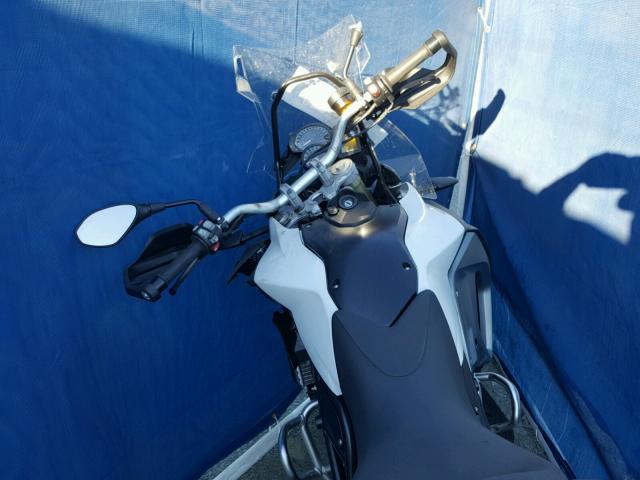 WB10B1509GZ493978 - 2016 BMW F800 GS AD SILVER photo 5