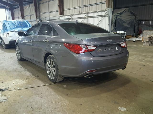 5NPEC4AB6BH176495 - 2011 HYUNDAI SONATA SE GRAY photo 3