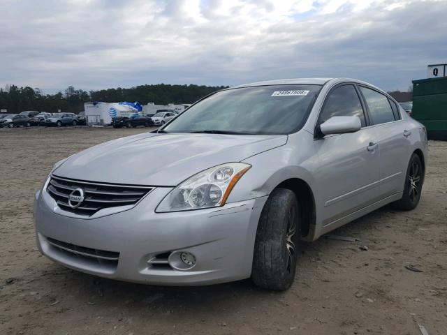 1N4AL2AP4AN400558 - 2010 NISSAN ALTIMA BAS SILVER photo 2