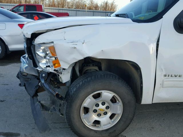 1GCRKSE39BZ466296 - 2011 CHEVROLET SILVERADO WHITE photo 9