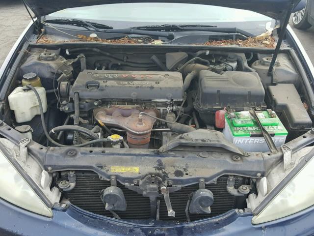 4T1BE32K33U240775 - 2003 TOYOTA CAMRY LE BLUE photo 7