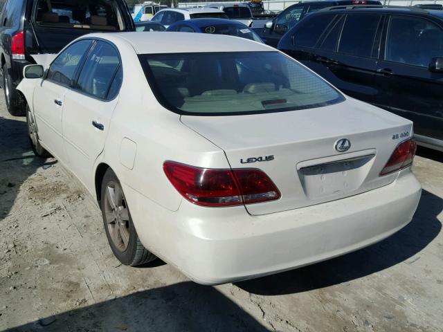 JTHBA30G255084108 - 2005 LEXUS ES 330 WHITE photo 3