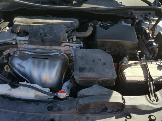 4T1BF1FK6GU194229 - 2016 TOYOTA CAMRY LE SILVER photo 7