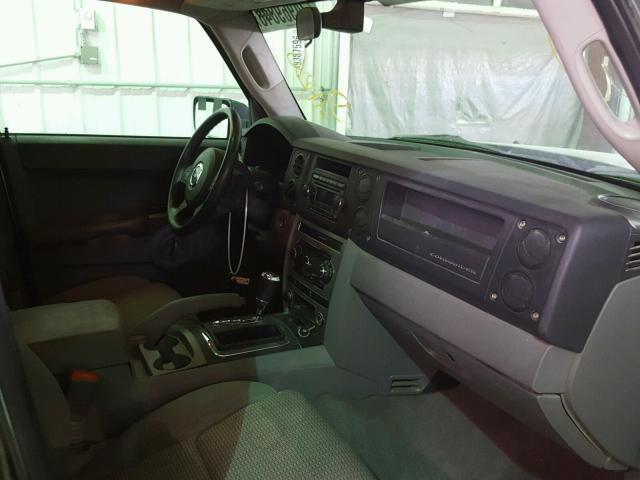 1J8HG48K07C594120 - 2007 JEEP COMMANDER GRAY photo 5