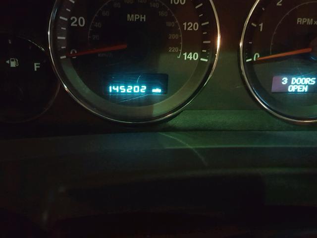 1J8HG48K07C594120 - 2007 JEEP COMMANDER ნაცრისფერი ფოტო 8