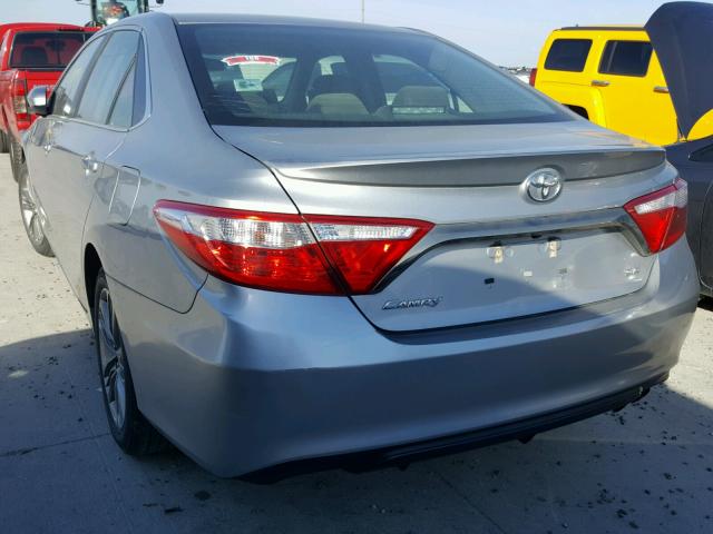 4T1BF1FK4GU528760 - 2016 TOYOTA CAMRY LE SILVER photo 3