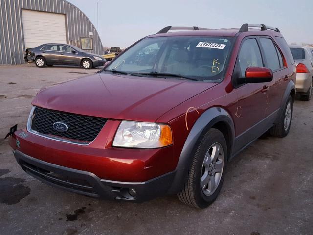 1FMZK02125GA28822 - 2005 FORD FREESTYLE RED photo 2