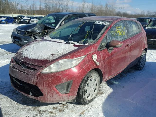 3FADP4EJ1DM199705 - 2013 FORD FIESTA SE RED photo 2