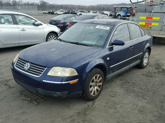 WVWPD63B33P435481 - 2003 VOLKSWAGEN PASSAT GLS BLUE photo 2