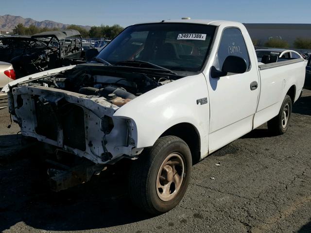 1FTRF17242NB40223 - 2002 FORD F150 WHITE photo 2