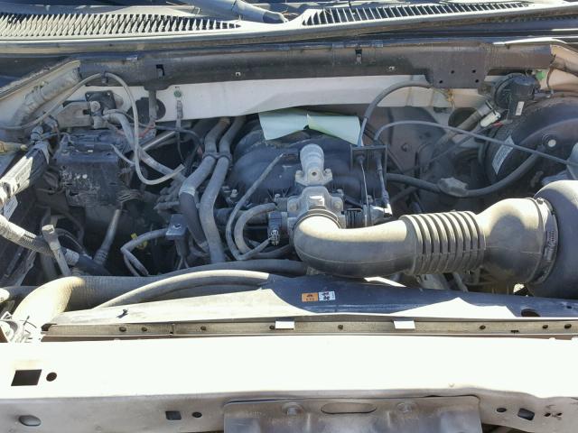 1FTRF17242NB40223 - 2002 FORD F150 WHITE photo 7