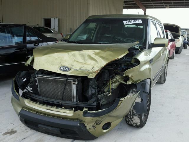 KNDJT2A29A7166498 - 2010 KIA SOUL + GREEN photo 2