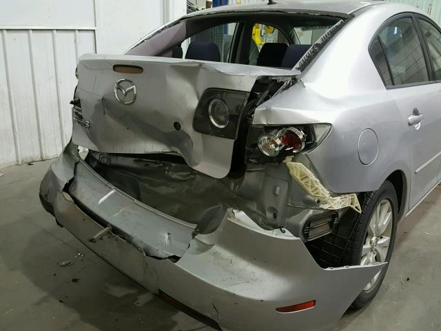 JM1BK32F081835334 - 2008 MAZDA 3 I SILVER photo 9