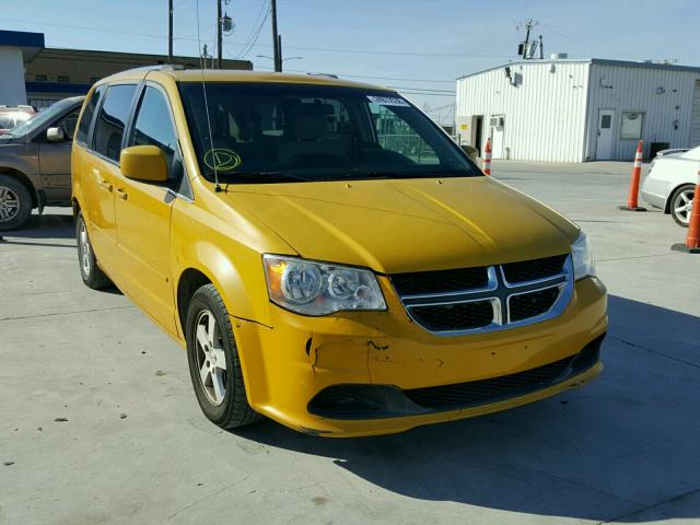 2D4RN5DG8BR684613 - 2011 DODGE GRAND CARA YELLOW photo 1