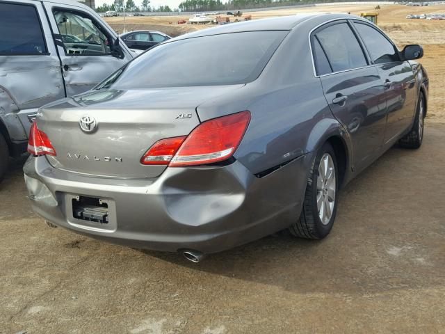 4T1BK36B65U034534 - 2005 TOYOTA AVALON XL GRAY photo 4