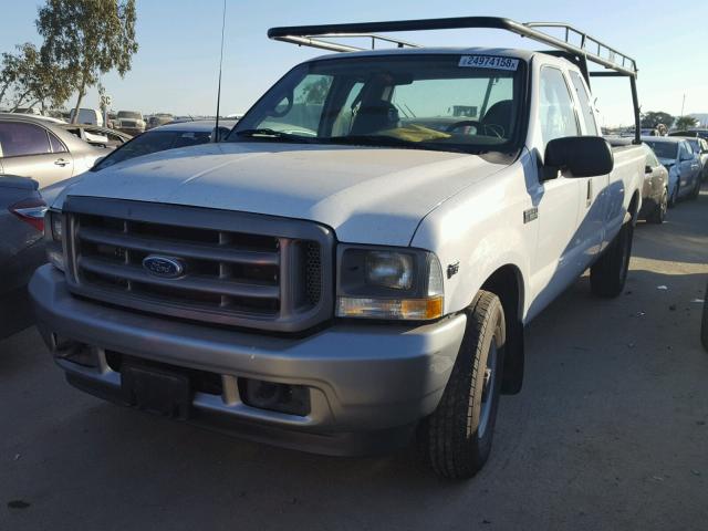 1FTNX20L42EC97674 - 2002 FORD F250 SUPER WHITE photo 2