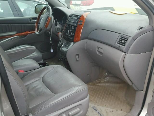 5TDZA22C06S396265 - 2006 TOYOTA SIENNA XLE SILVER photo 5