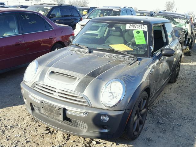 WMWRE334X3TD68357 - 2003 MINI COOPER S GRAY photo 2