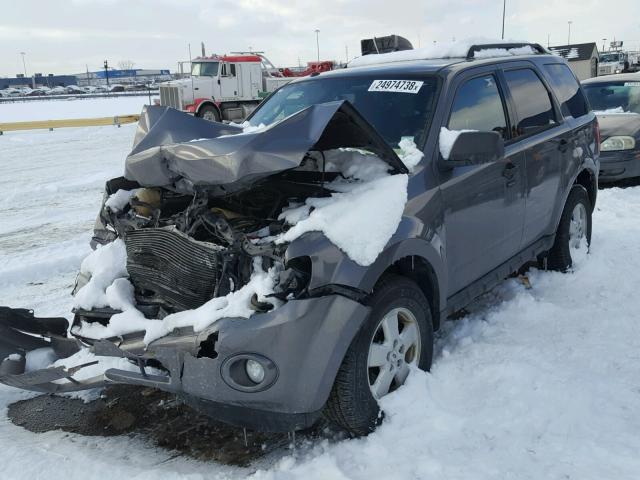 1FMCU0D73AKC06407 - 2010 FORD ESCAPE XLT GRAY photo 2