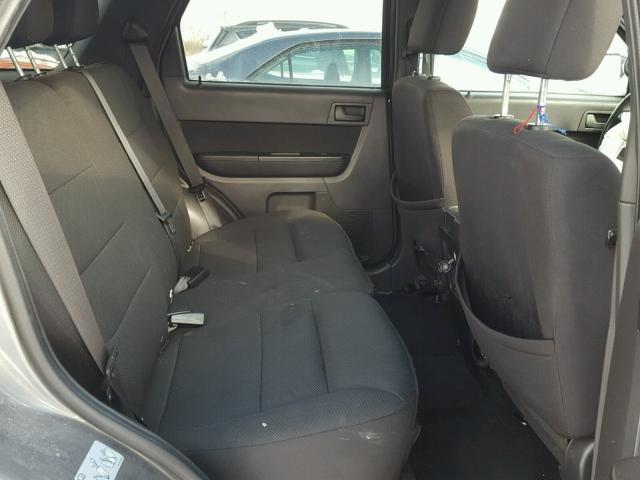 1FMCU0D73AKC06407 - 2010 FORD ESCAPE XLT GRAY photo 6