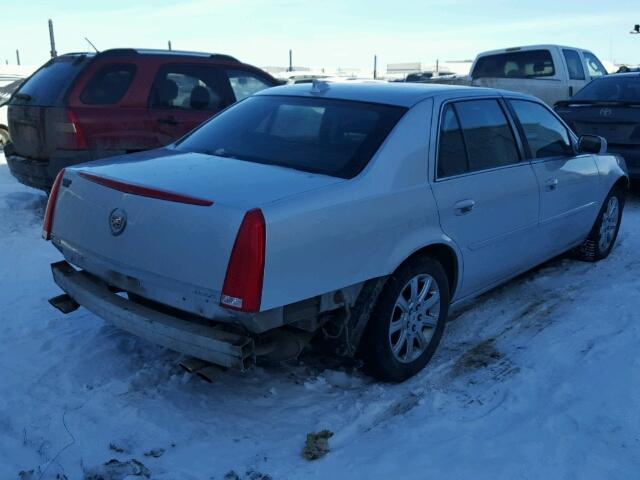 1G6KD57Y89U136617 - 2009 CADILLAC DTS SILVER photo 4