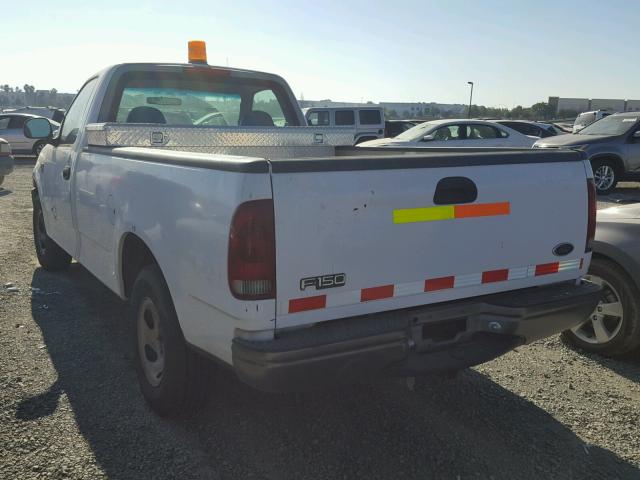 1FTRF1764WKA32372 - 1998 FORD F150 WHITE photo 3