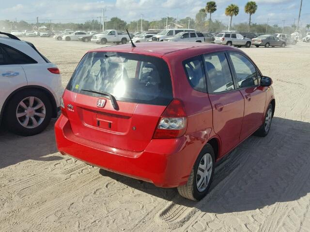 JHMGD37478S018345 - 2008 HONDA FIT RED photo 4