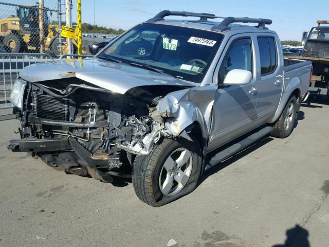 1N6AD07W48C409838 - 2008 NISSAN FRONTIER C SILVER photo 2