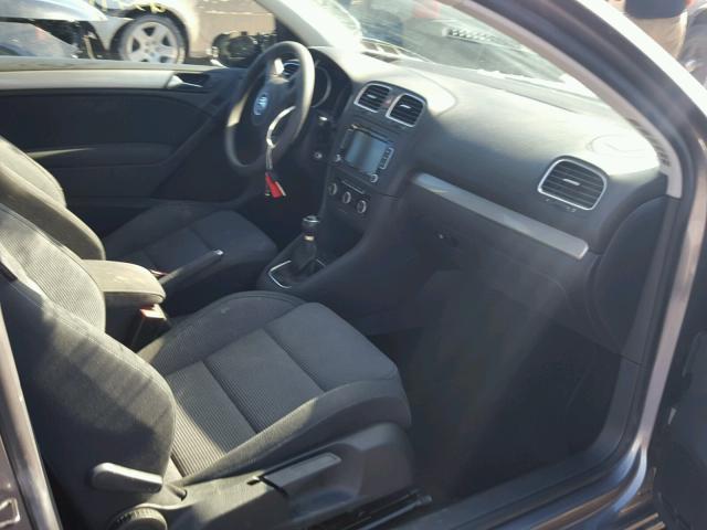 WVWAB7AJ2CW089053 - 2012 VOLKSWAGEN GOLF 灰色 照片 5