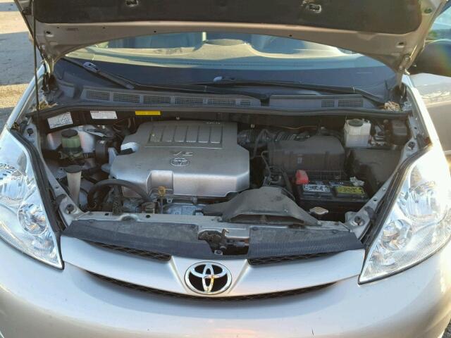 5TDZK23C09S269855 - 2009 TOYOTA SIENNA CE SILVER photo 7