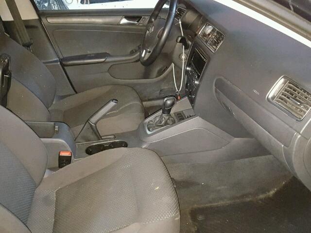 3VW2K7AJ0DM394666 - 2013 VOLKSWAGEN JETTA BASE 灰色 照片 5