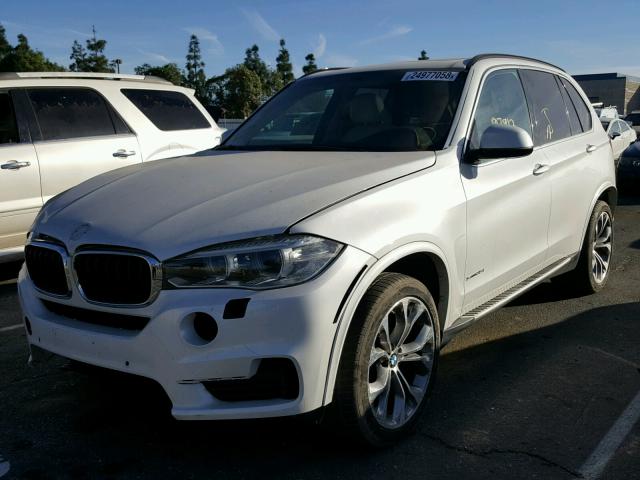 5UXKR2C54F0H39190 - 2015 BMW X5 SDRIVE3 WHITE photo 2