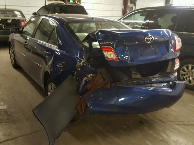 4T4BF3EK9BR152939 - 2011 TOYOTA CAMRY BASE BLUE photo 3